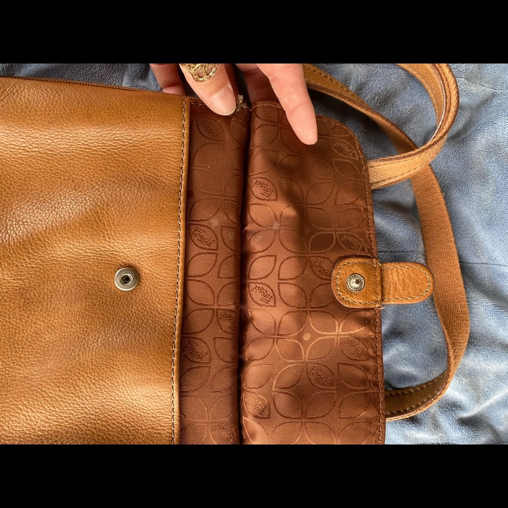 Fossil Purse - Picture 2 of 8